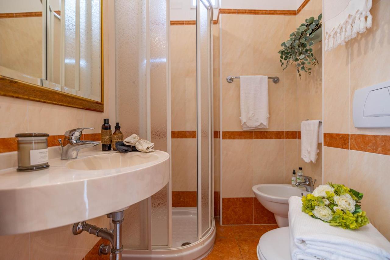 Hotel Smeraldo Cesenatico Kültér fotó